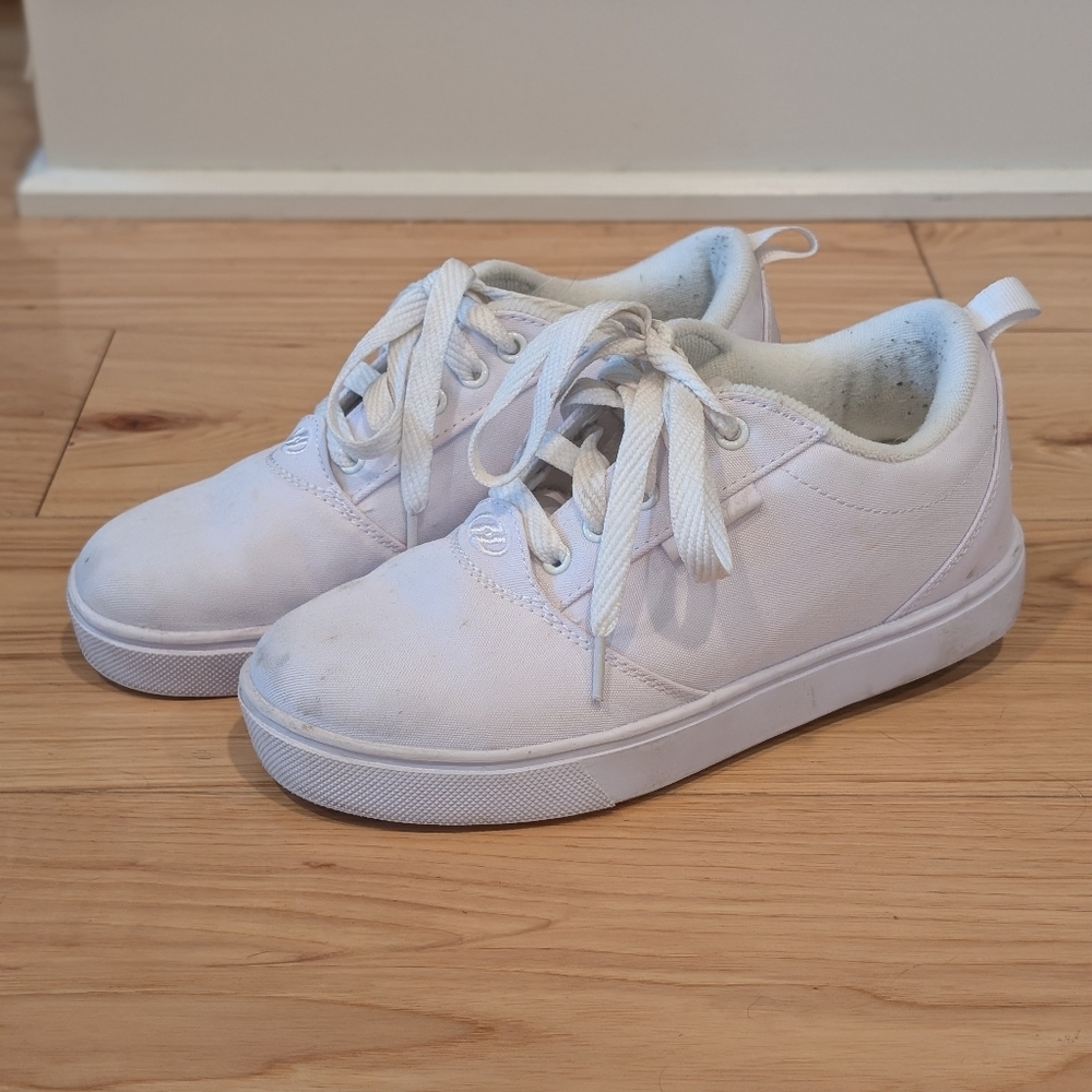 Heelys White Skate Shoes